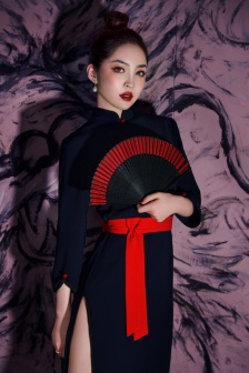 少年征服都市欲妇
